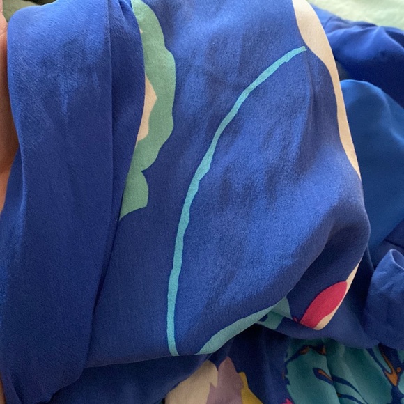 tibi Colorful Floral Silk Wrap Blouse๐๐๐ - Picture 5 of 10